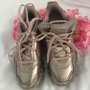 Reebok Cardi B x Classic Leather Rose Gold US 6 1/2